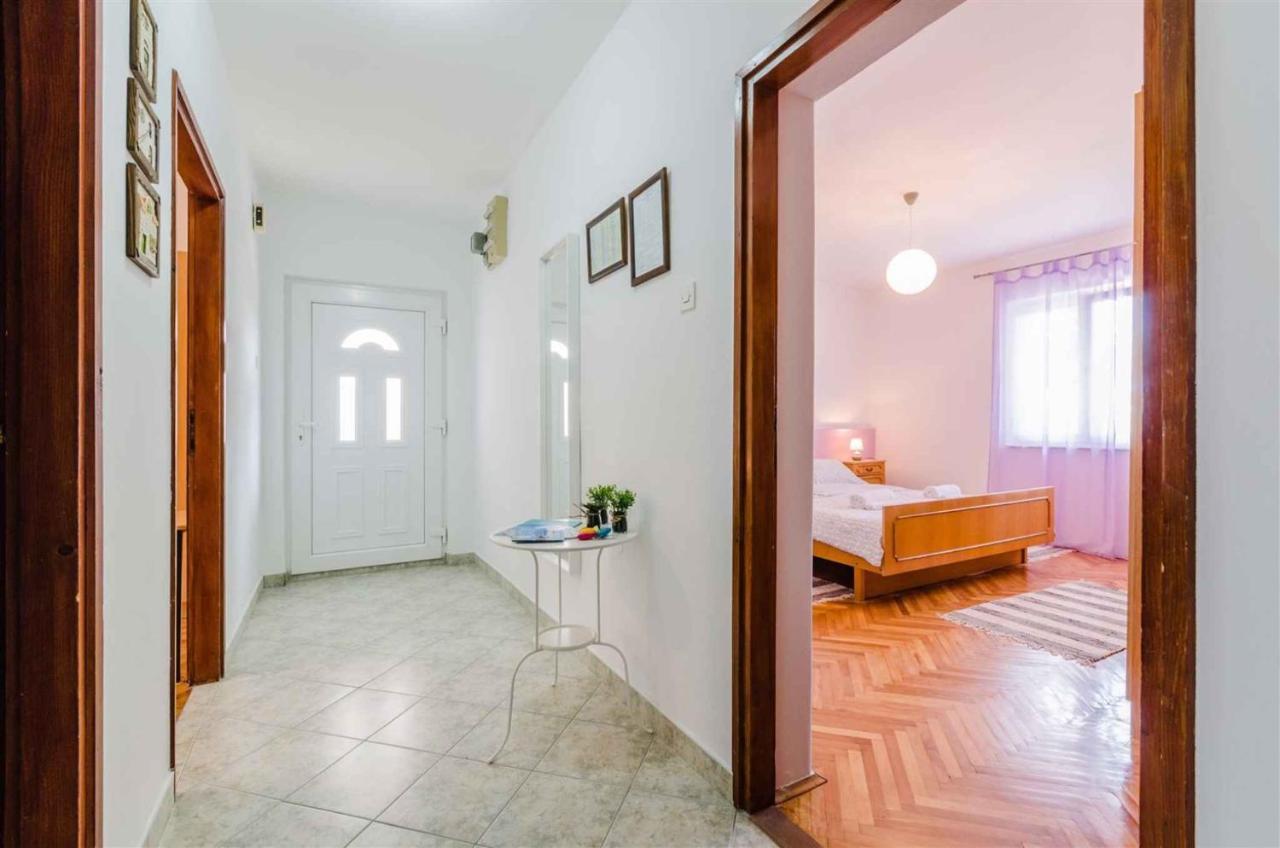 Apartment In Crikvenica 5267 エクステリア 写真